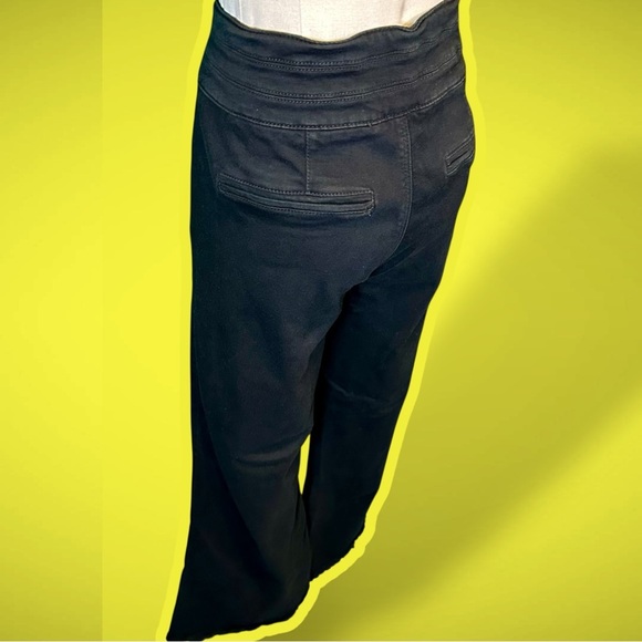 PAIGE Denim ‘Corset Genevieve’ Jeans in “Boss Black” with Raw Hem Size 30 - Picture 9 of 11